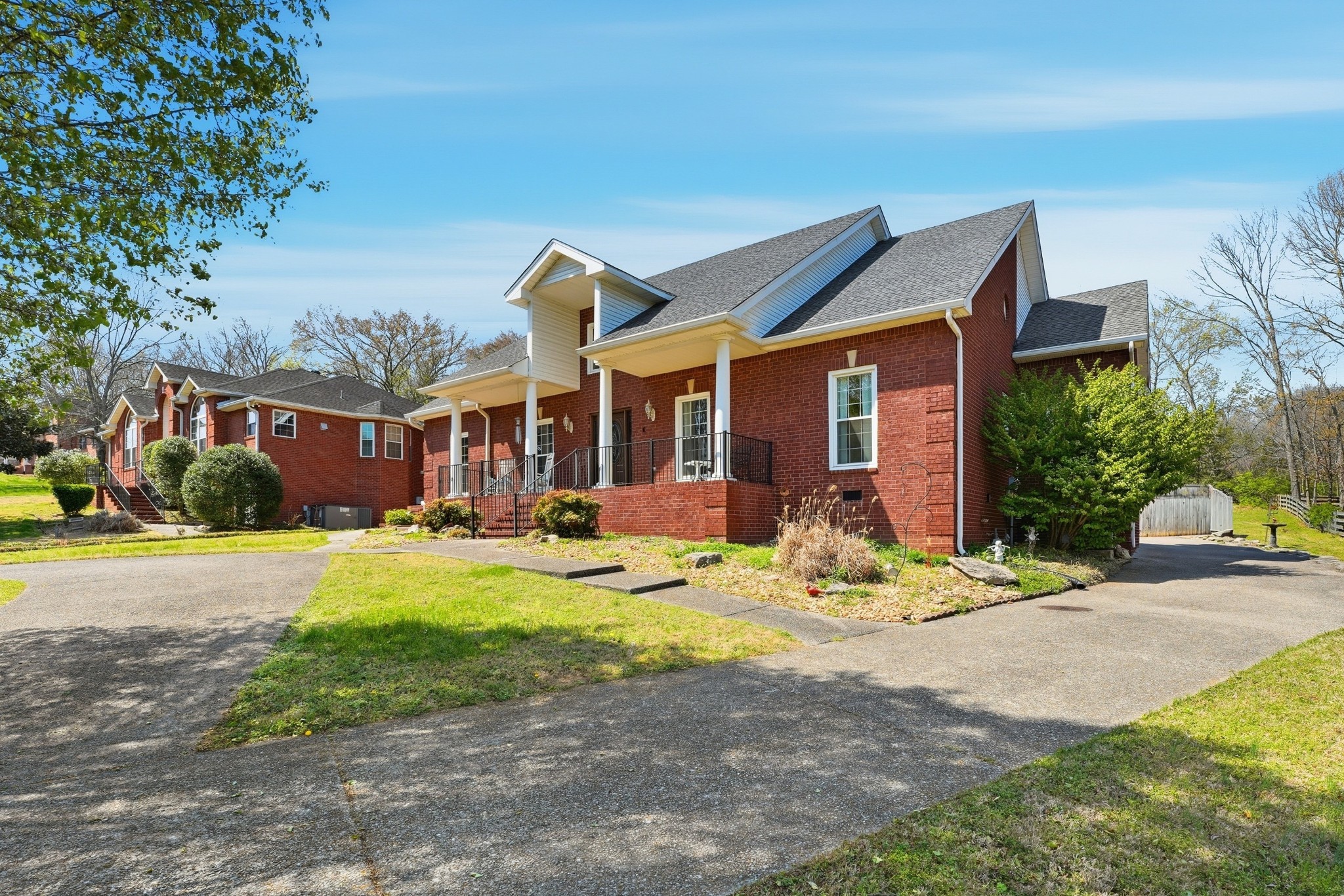 1015 Singing Springs Road Mount Juliet, TN 37122 - Photo 3 of 53