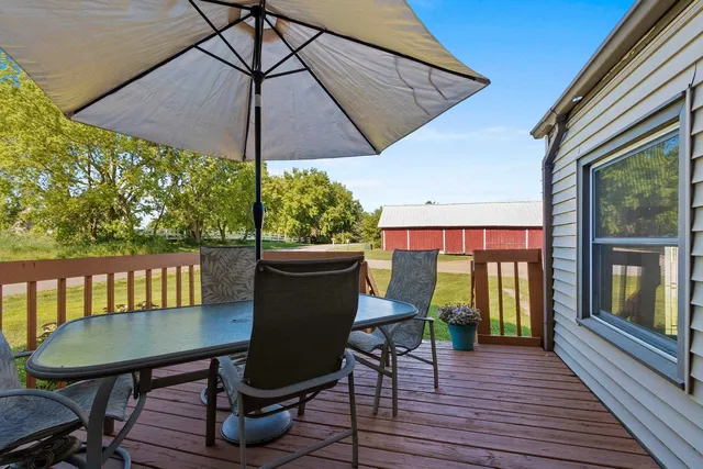 $550,000 | W444 Carlson Lane, Oconto Falls, WI 54154