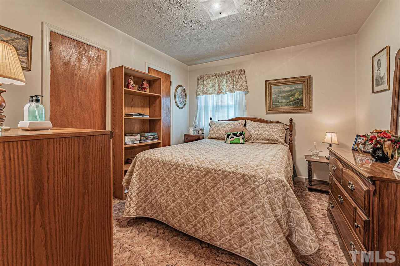 612 Maple Lane Raleigh, NC 27603 - Photo 17 of 26