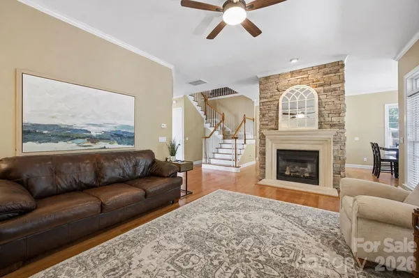$800,000 | 204 Black Mountain Drive, Fort Mill, SC 29708