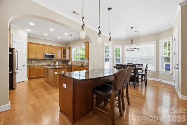 $800,000 | 204 Black Mountain Drive, Fort Mill, SC 29708