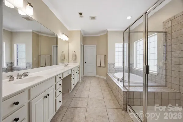 $800,000 | 204 Black Mountain Drive, Fort Mill, SC 29708