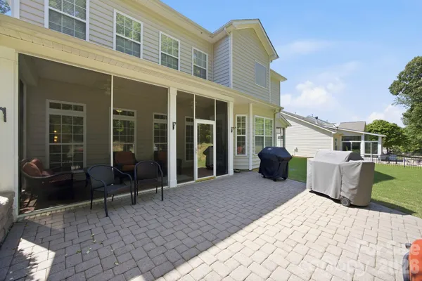 $800,000 | 204 Black Mountain Drive, Fort Mill, SC 29708