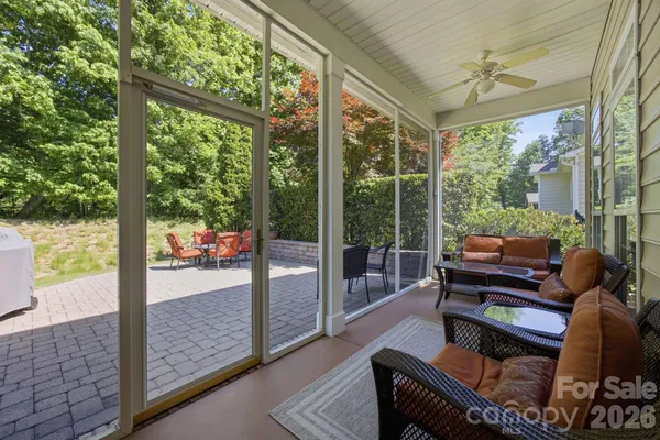 $800,000 | 204 Black Mountain Drive, Fort Mill, SC 29708