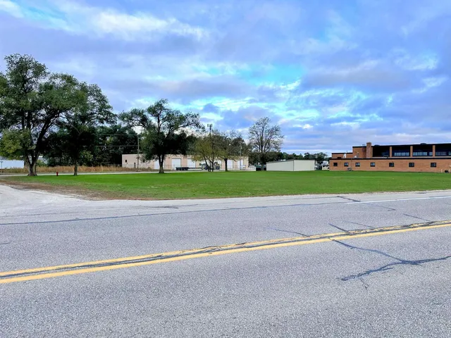 $60,000 | 60-acres Highway 35, Prairie du Chien, WI 53821