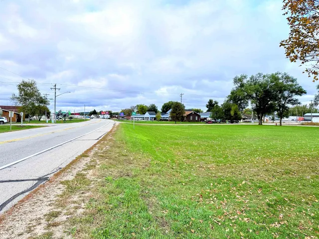 $60,000 | 60-acres Highway 35, Prairie du Chien, WI 53821