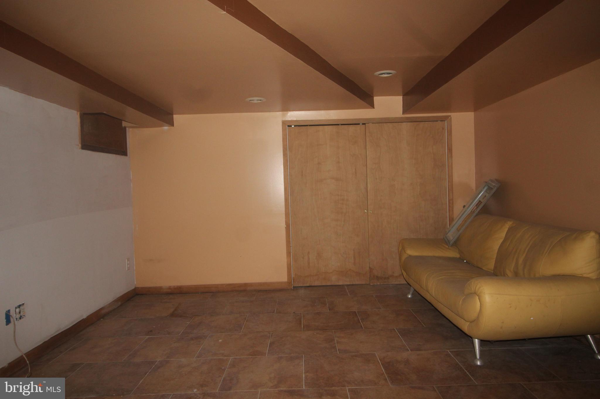 927 Wynnewood Road Philadelphia, PA 19151 - Photo 15 of 16 Gallery Image 15