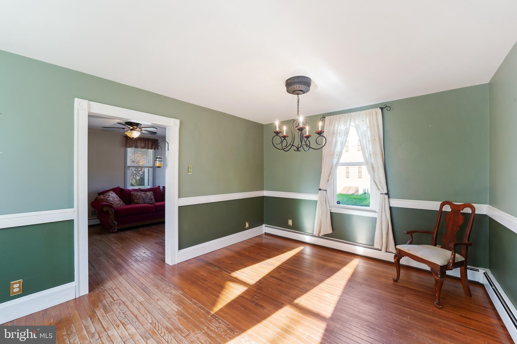 192 Old Limestone Road Oxford, PA 19363 - Photo 8 of 32 Dining Room