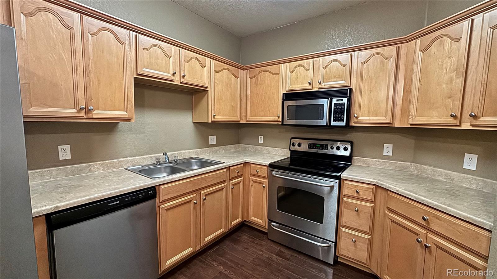 2133 Krisron Road, Unit D203 Fort Collins, CO 80525 - Photo 7 of 19