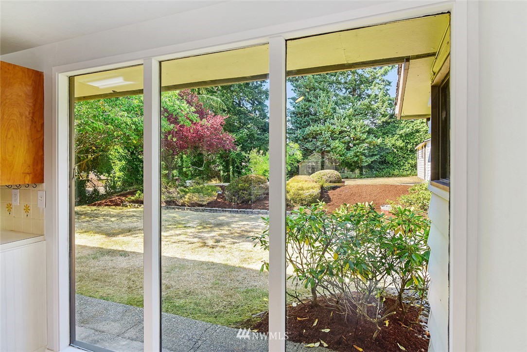 1316 Ivy Road Bremerton, WA 98310 - Photo 9 of 25 Gallery Image 9