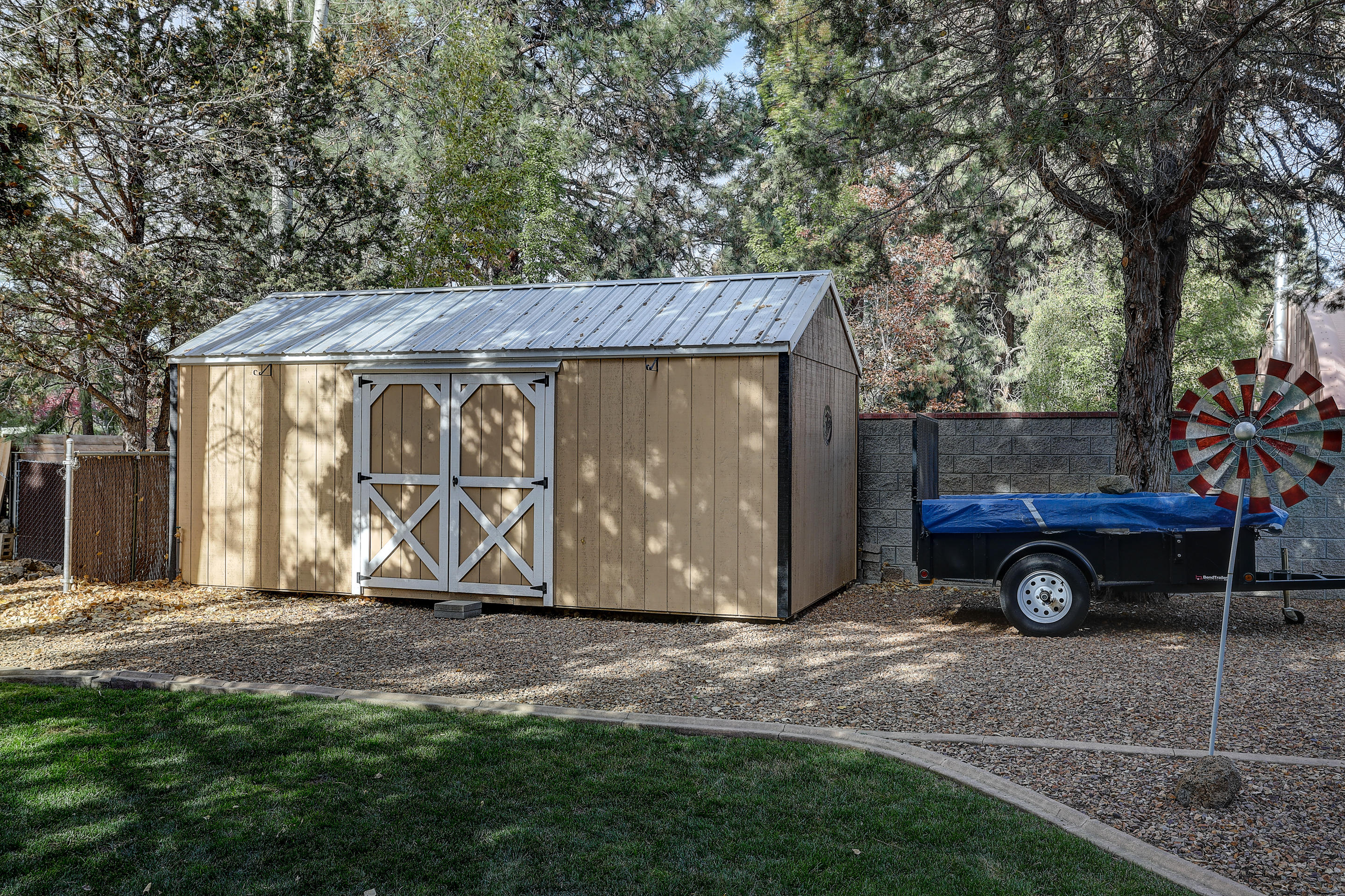 61267 Benham Road Bend, OR 97702 - Photo 38 of 49 Storage shed