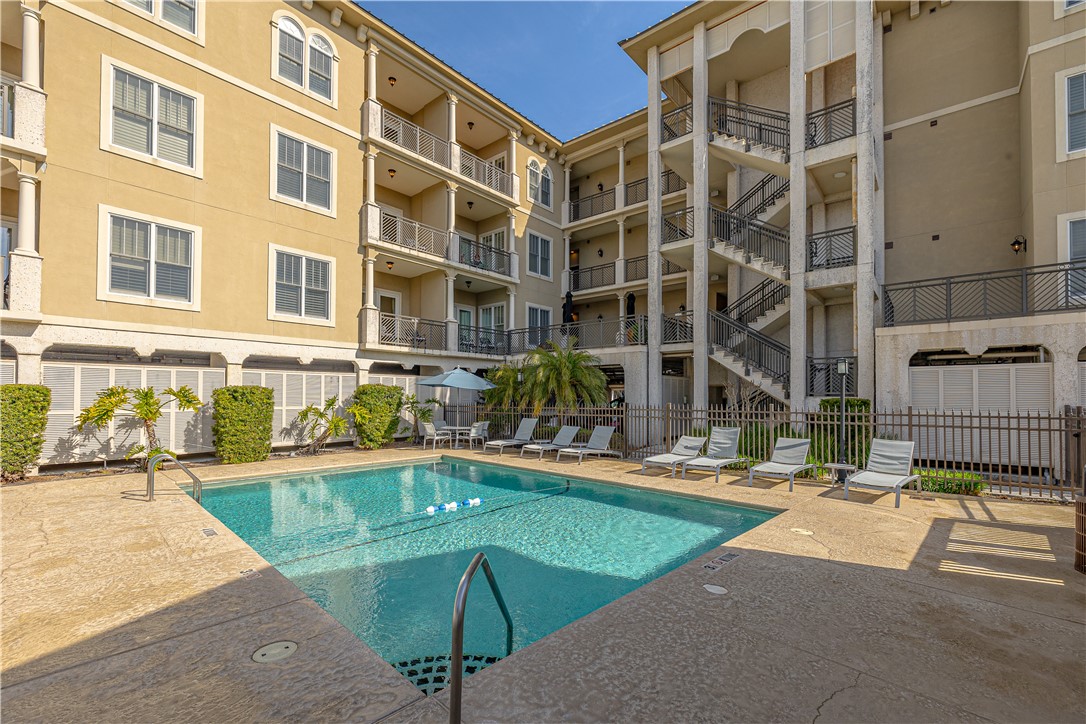 1015 Beach View Drive, Unit 208 St. Simons Island, GA 31522 - Photo 18 of 21