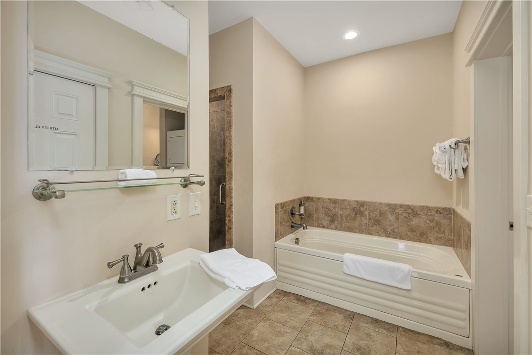 1015 Beach View Drive, Unit 208 St. Simons Island, GA 31522 - Photo 6 of 21