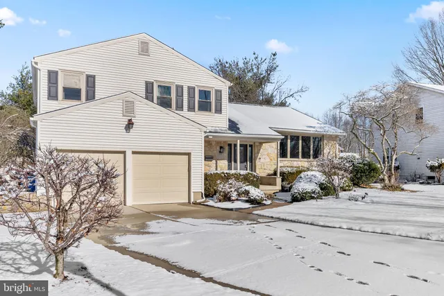 $599,999 | 1525 Squire Lane, Cherry Hill, NJ 08003