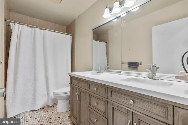 $599,999 | 1525 Squire Lane, Cherry Hill, NJ 08003