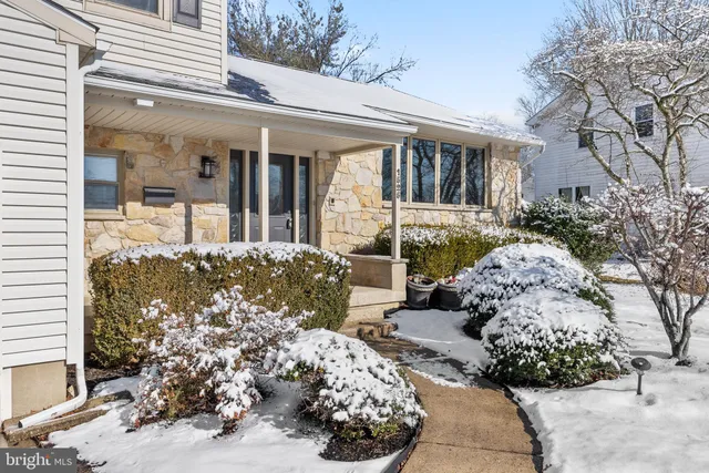 $599,999 | 1525 Squire Lane, Cherry Hill, NJ 08003