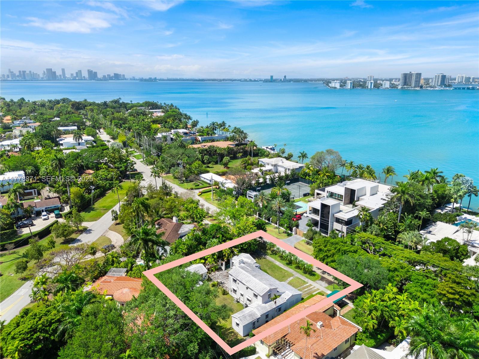 6371 North Bay Road Miami Beach, FL 33141 - Photo 23 of 26