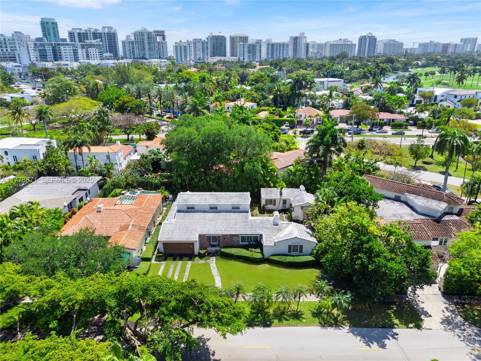 6371 North Bay Road Miami Beach, FL 33141 - Photo 26 of 26 a view of a city
