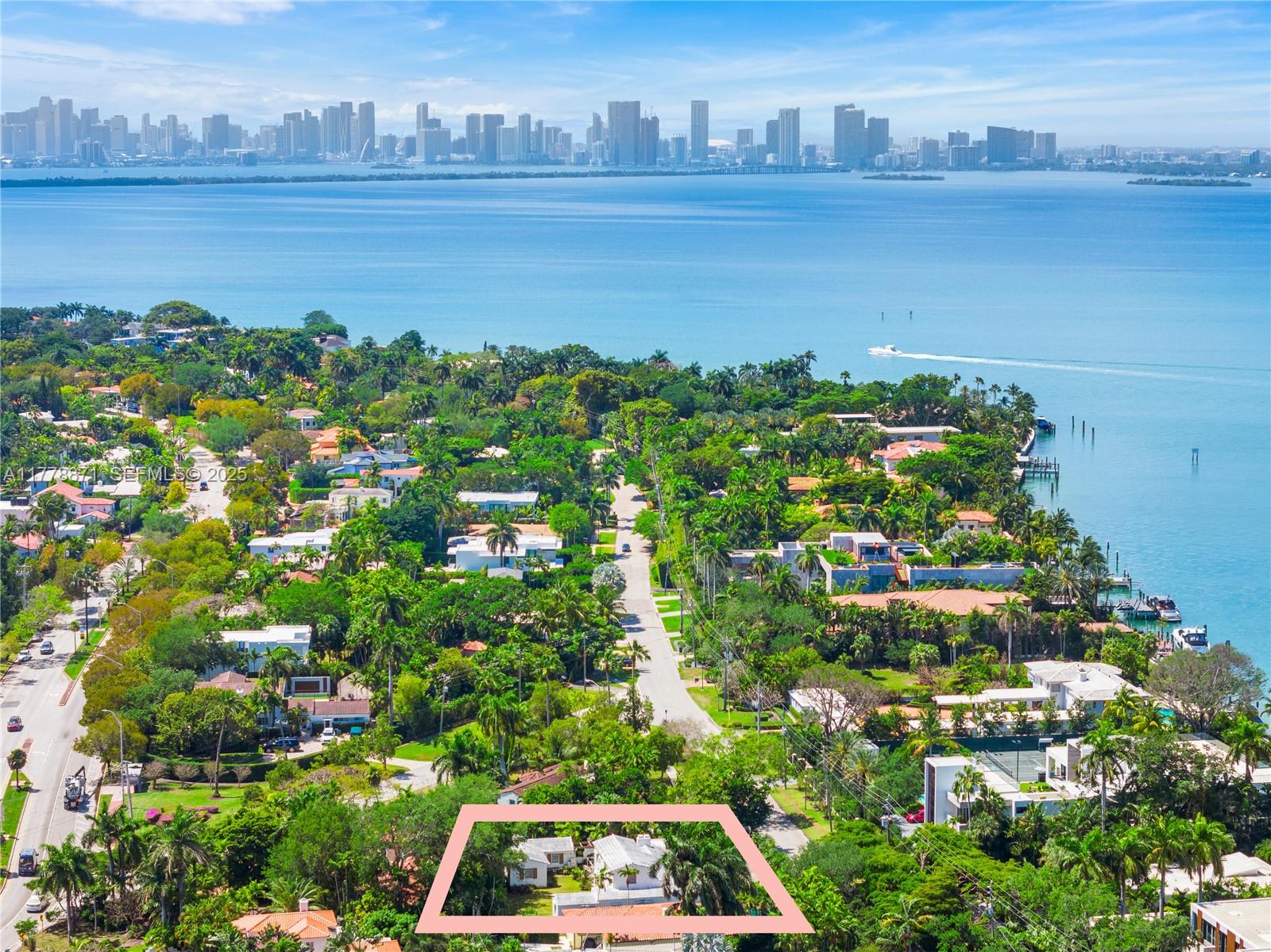 6371 North Bay Road Miami Beach, FL 33141 - Photo 3 of 26 a view of a city