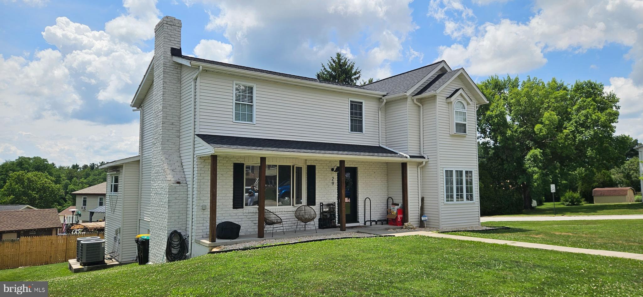 29 Colonial Drive Hanover, PA 17331 - Photo 4 of 10