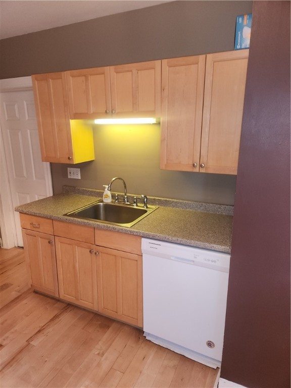 57 Rowley Street Rochester, NY 14607 - Photo 6 of 25