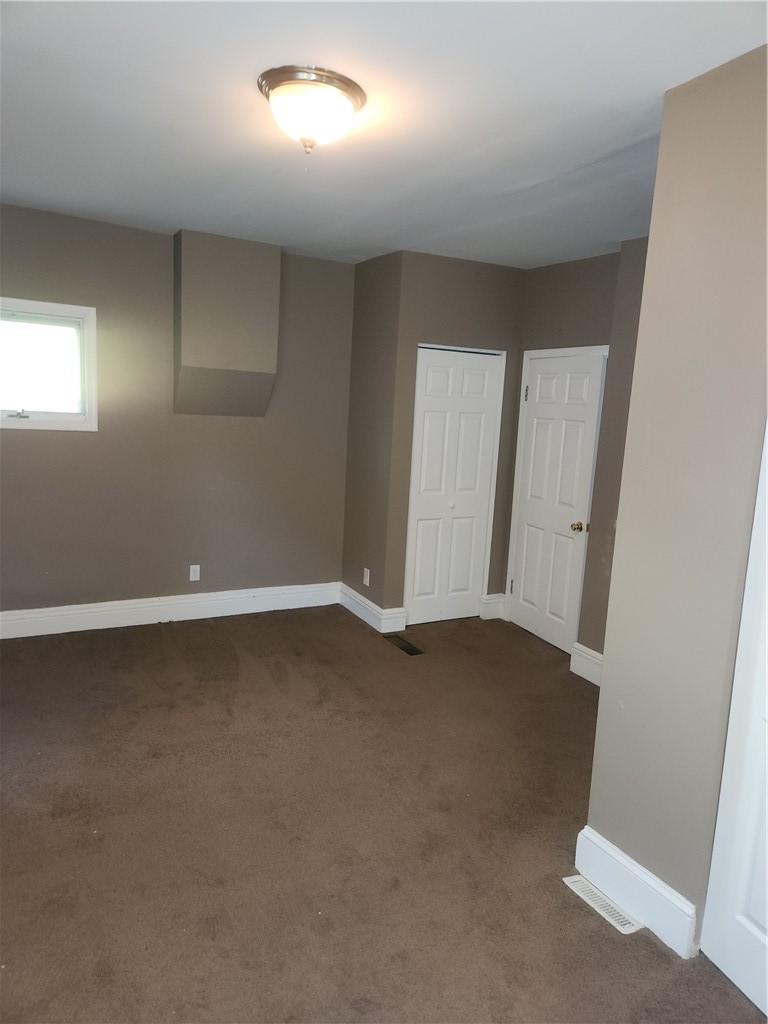 57 Rowley Street Rochester, NY 14607 - Photo 10 of 26