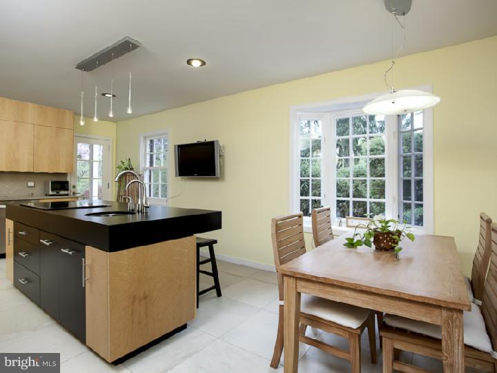 208 Winant Road Princeton, NJ 08540 - Photo 12 of 25 Kitchen