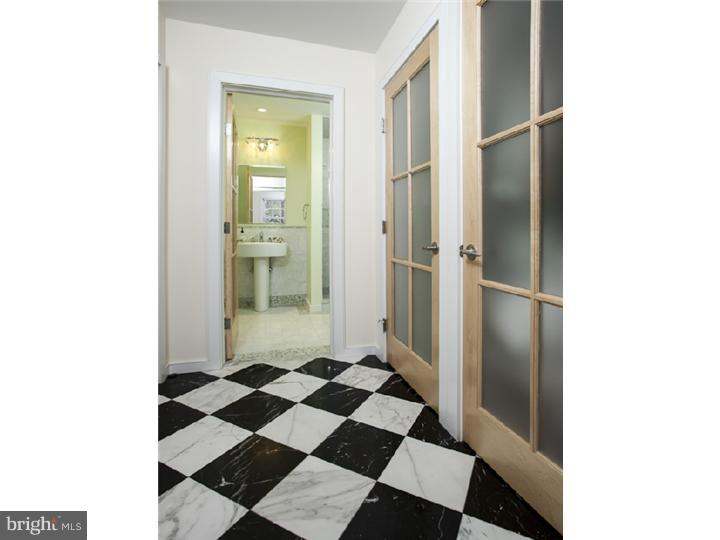 208 Winant Road Princeton, NJ 08540 - Photo 14 of 25 Hallway