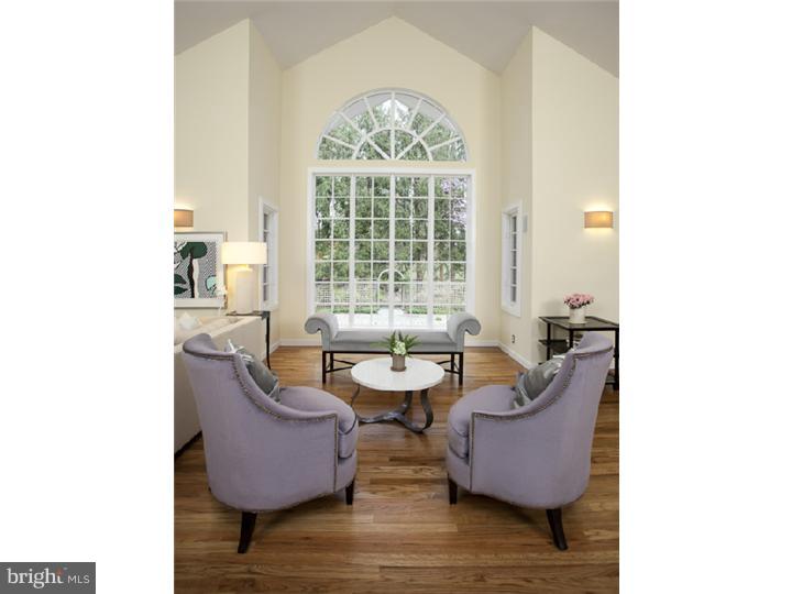 208 Winant Road Princeton, NJ 08540 - Photo 5 of 25 Living Room