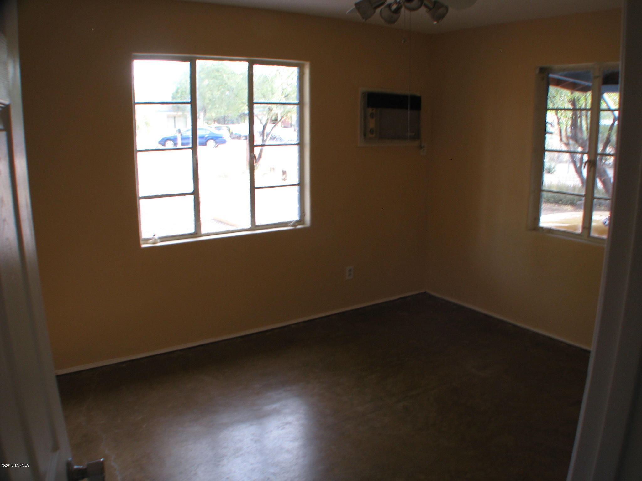 2567 East Halcyon Road Tucson, AZ 85716 - Photo 11 of 16 Gallery Image 11