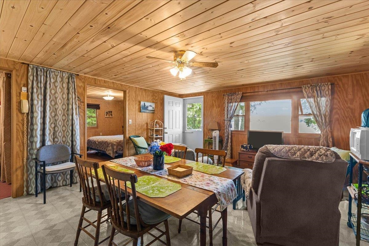 306 Hammond Shore Road Franklin, VT 05457 - Photo 18 of 57