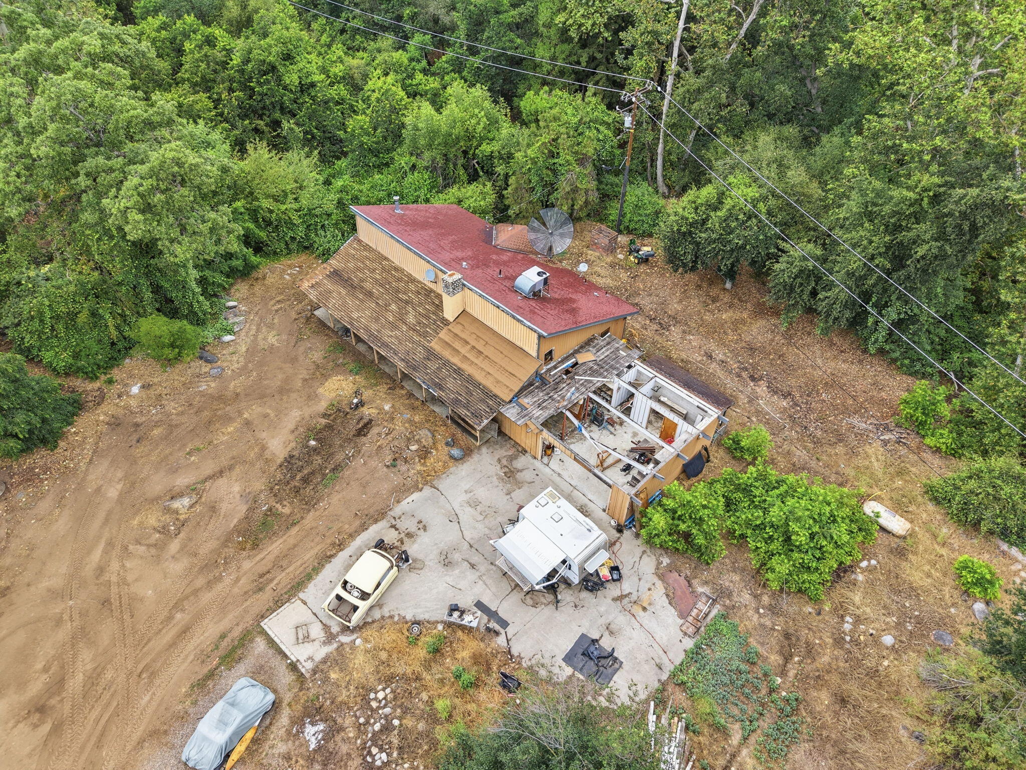 44065 South Fork Drive Three Rivers, CA 93271 - Photo 33 of 33 an aerial view of a house with a yard