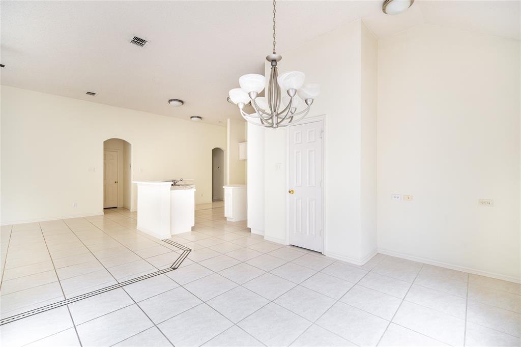 8216 Spring Valley Lane Plano, TX 75025 - Photo 8 of 26