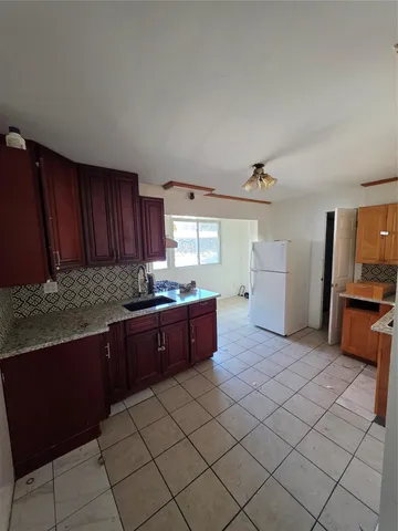 $999,000 | 100-15 40th Road | South Corona