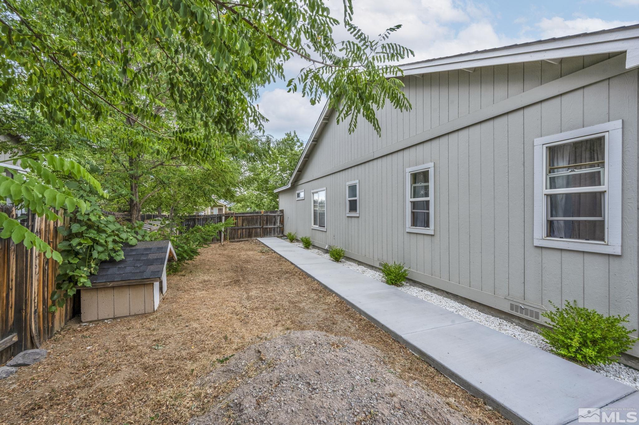 9747 Autumn Leaf Way Reno, NV 89506 - Photo 19 of 26 Photo 19