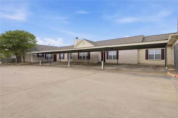 $268,000 | 622 Holleman Drive, College Station, TX 77840