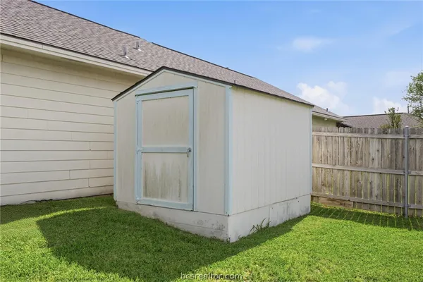 $268,000 | 622 Holleman Drive, College Station, TX 77840