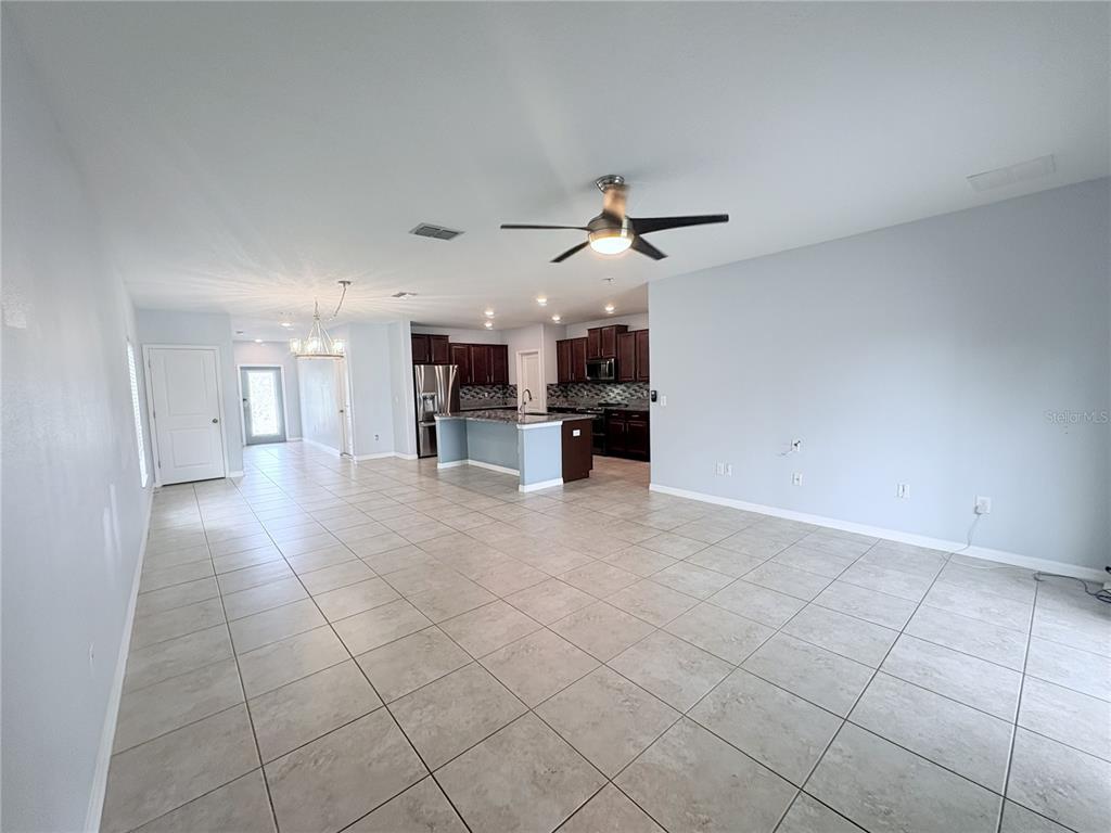 4935 Reflecting Pond Circle Wimauma, FL 33598 - Photo 9 of 41