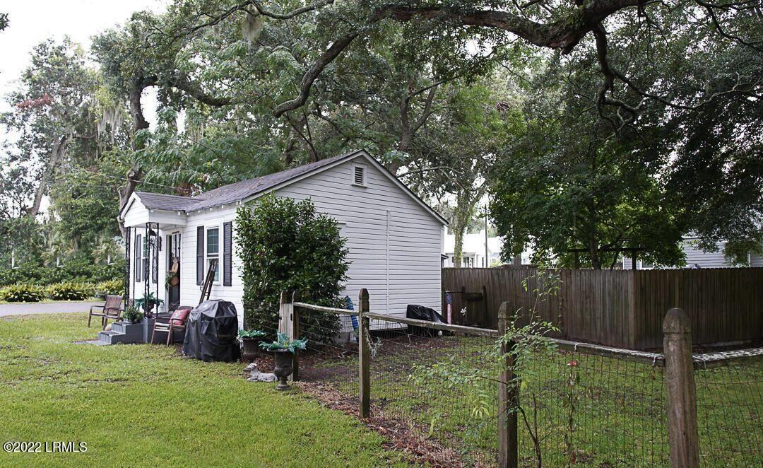 530 Ribaut Road Beaufort, SC 29902 - Photo 3 of 42 F0F4C5B0-3899-40D8-B78E-BD503AE46D82