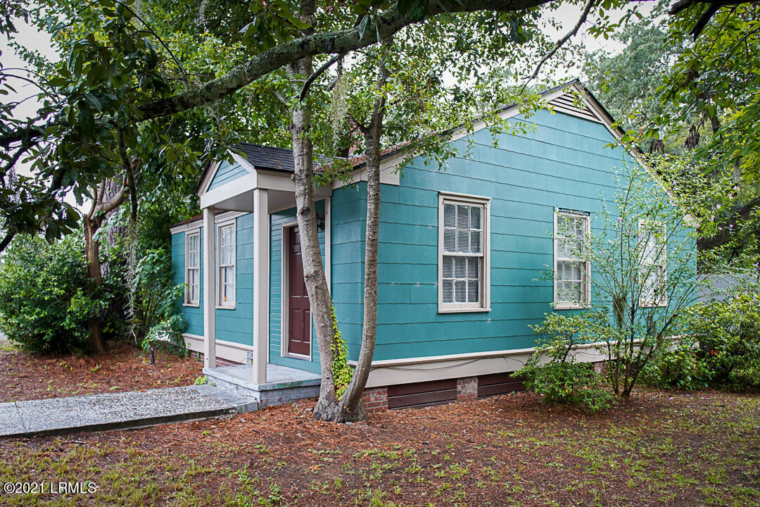 530 Ribaut Road Beaufort, SC 29902 - Photo 9 of 42 DSC08729