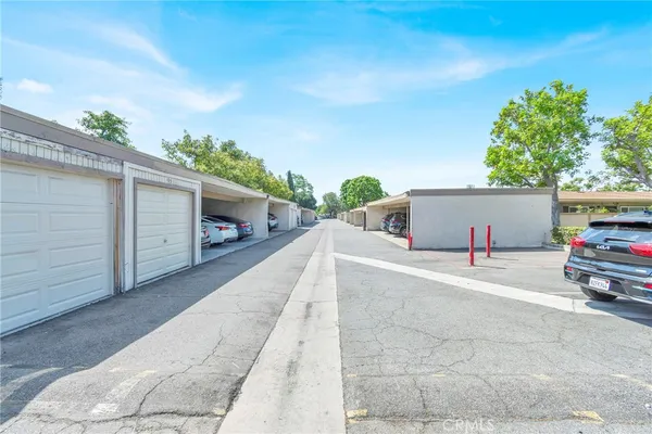 $539,999 | 634 West Main Street, Unit D, Tustin, CA 92780