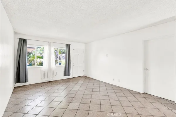 $539,999 | 634 West Main Street, Unit D, Tustin, CA 92780