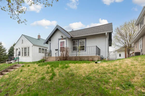 $189,900 | 910 North 2nd Street, Mankato, MN 56001