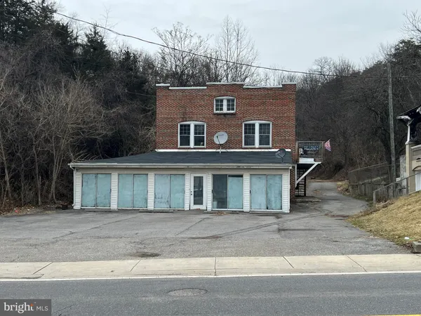 $225,000 | 102 East Main Street, Hancock, MD 21750