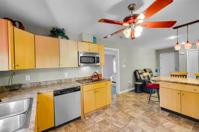 $625,000 | 19 Thomas Drive, Tolland, CT 06084