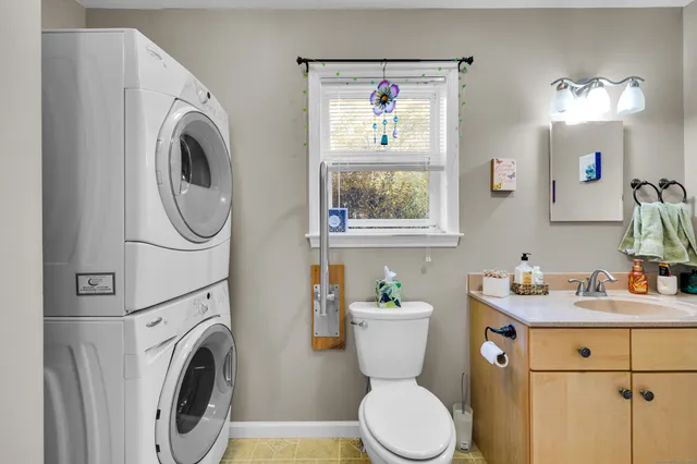 $625,000 | 19 Thomas Drive, Tolland, CT 06084