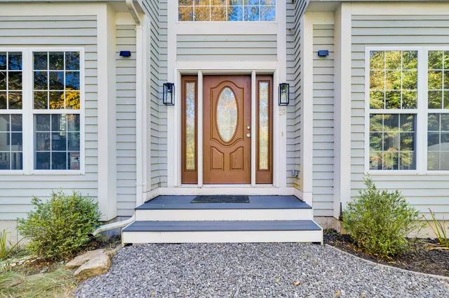 $625,000 | 19 Thomas Drive, Tolland, CT 06084