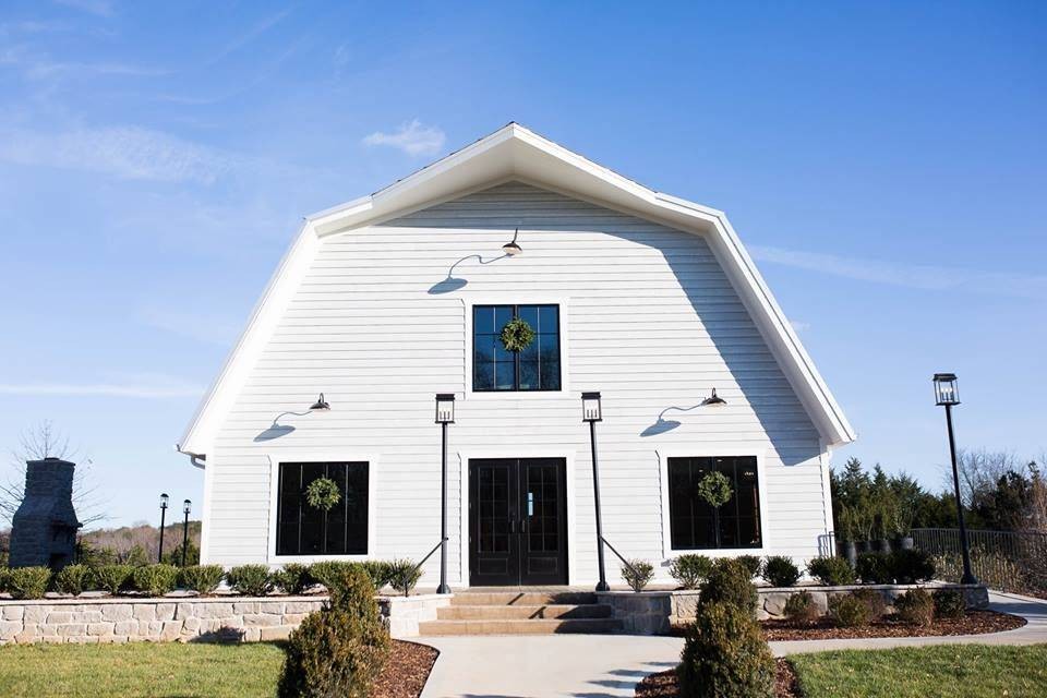 3795 Turnersville Road Cedar Hill, TN 37032 - Photo 4 of 22 a front view of a house with garden