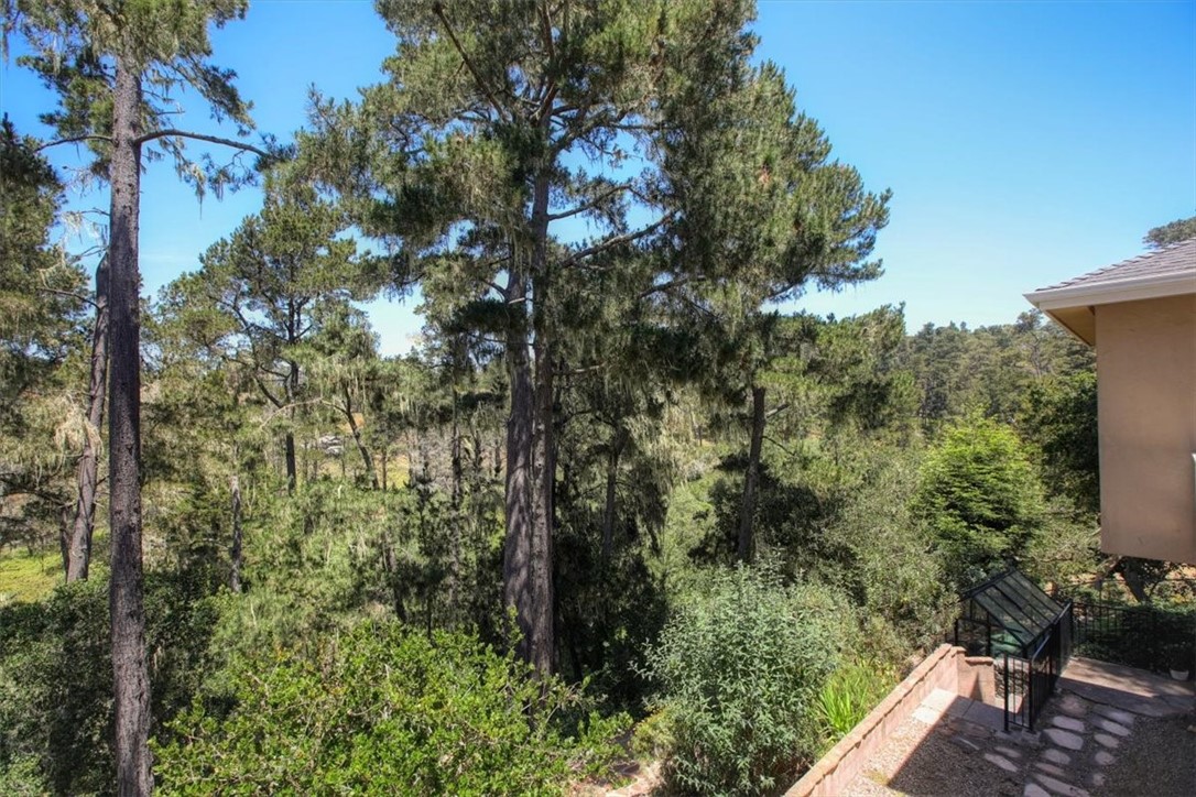 455 Chiswick Way Cambria, CA 93428 - Photo 34 of 70