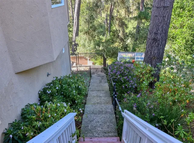 $1,699,000 | 455 Chiswick Way, Cambria, CA 93428